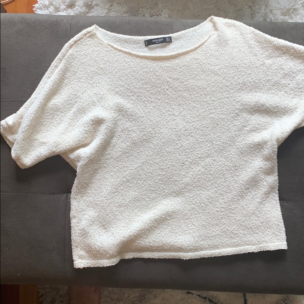 Off white comfy tee